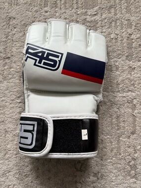 F45 MMA Training Gloves
